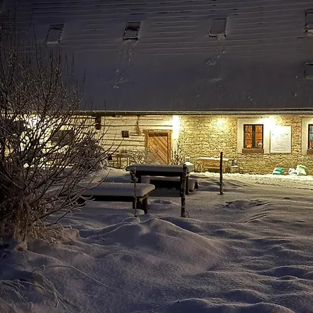 Vegan House - Kamienny 미에드지레시